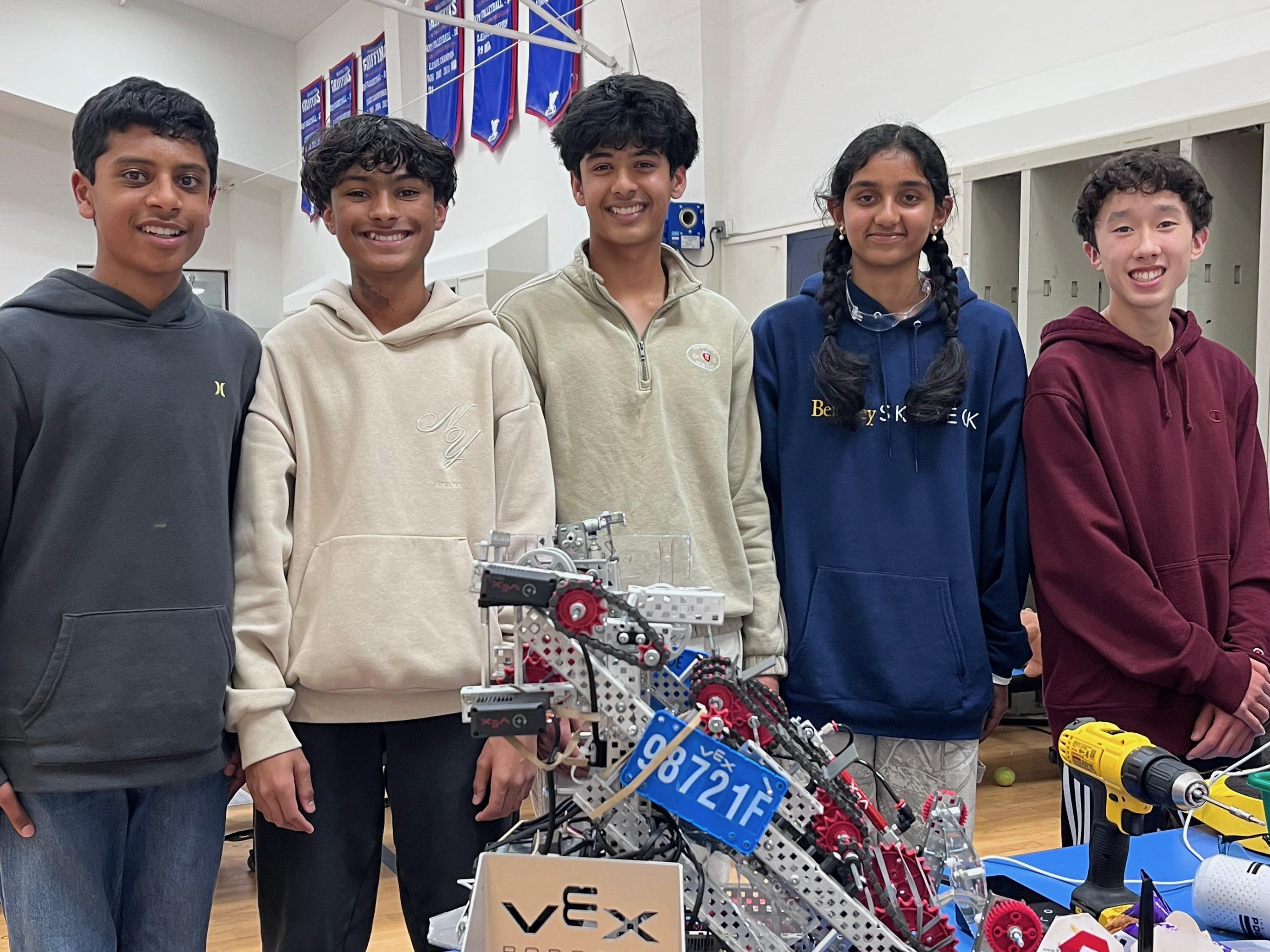 Rogue Robotics at competition